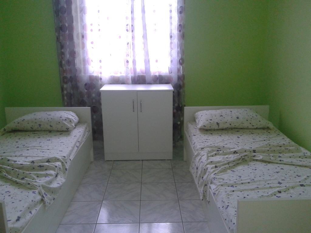 Sarandë Shehu'S Houseヴィラ エクステリア 写真