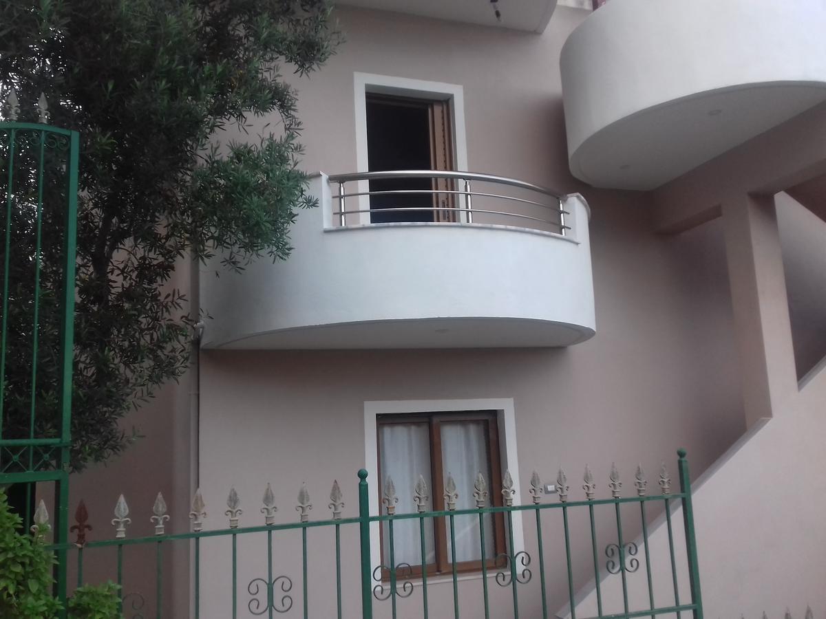 Sarandë Shehu'S Houseヴィラ エクステリア 写真